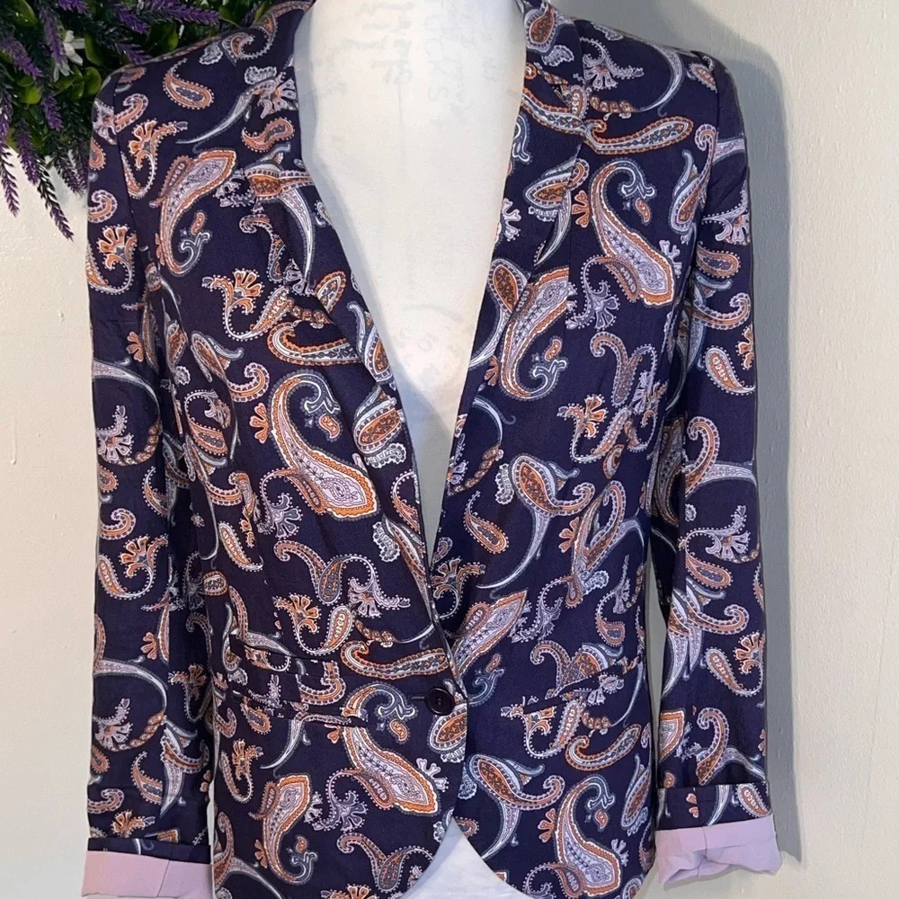 Hinge, XS, Blue &‎ orange Paisley 1-button blazer w/contrasting pink lining